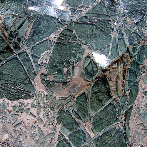 Broken windshield above Rezko Auto and Truck Center, Rock Springs, WY, 6/18/2007