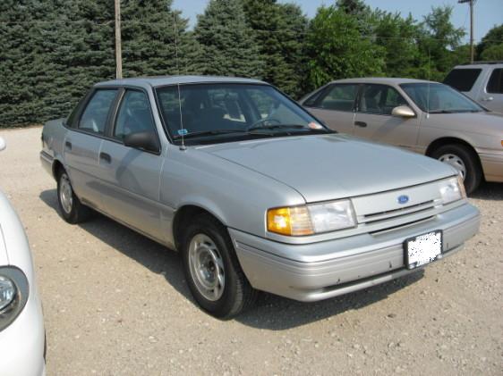 1994_Ford_Tempo_GL